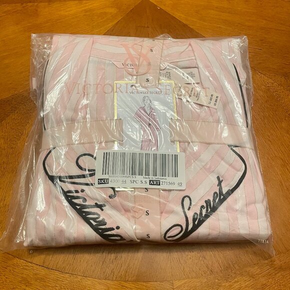 Victoria's Secret Flannel Pajama Set - NWT - Picture 4 of 8